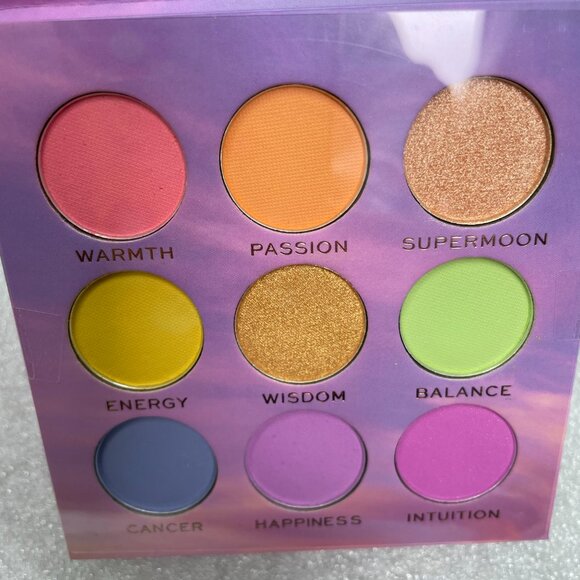Eyeshadow Palette - Revolution x Lenkalul 9 Colors Celestial Dreams - Picture 4 of 5